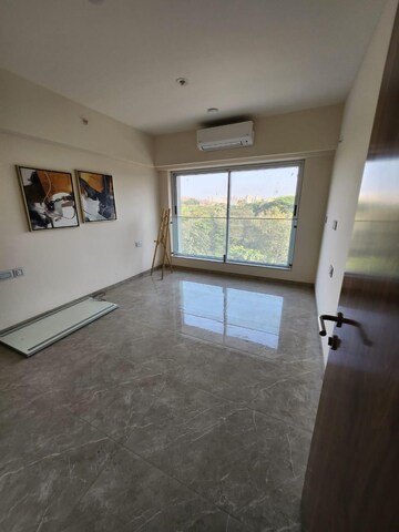Room in 4 BHK Apartment at LnT Elixir Reserve, Powai – for Sale