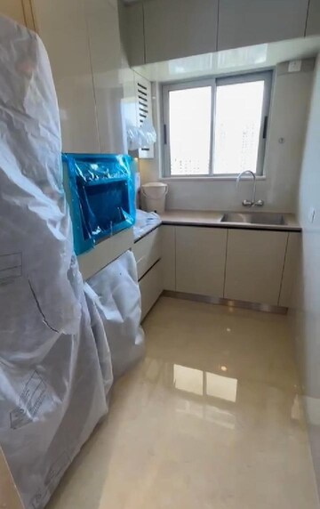 Bathroom in 1 BHK Apartment at Hiranandani Highland, Powai – for Rent