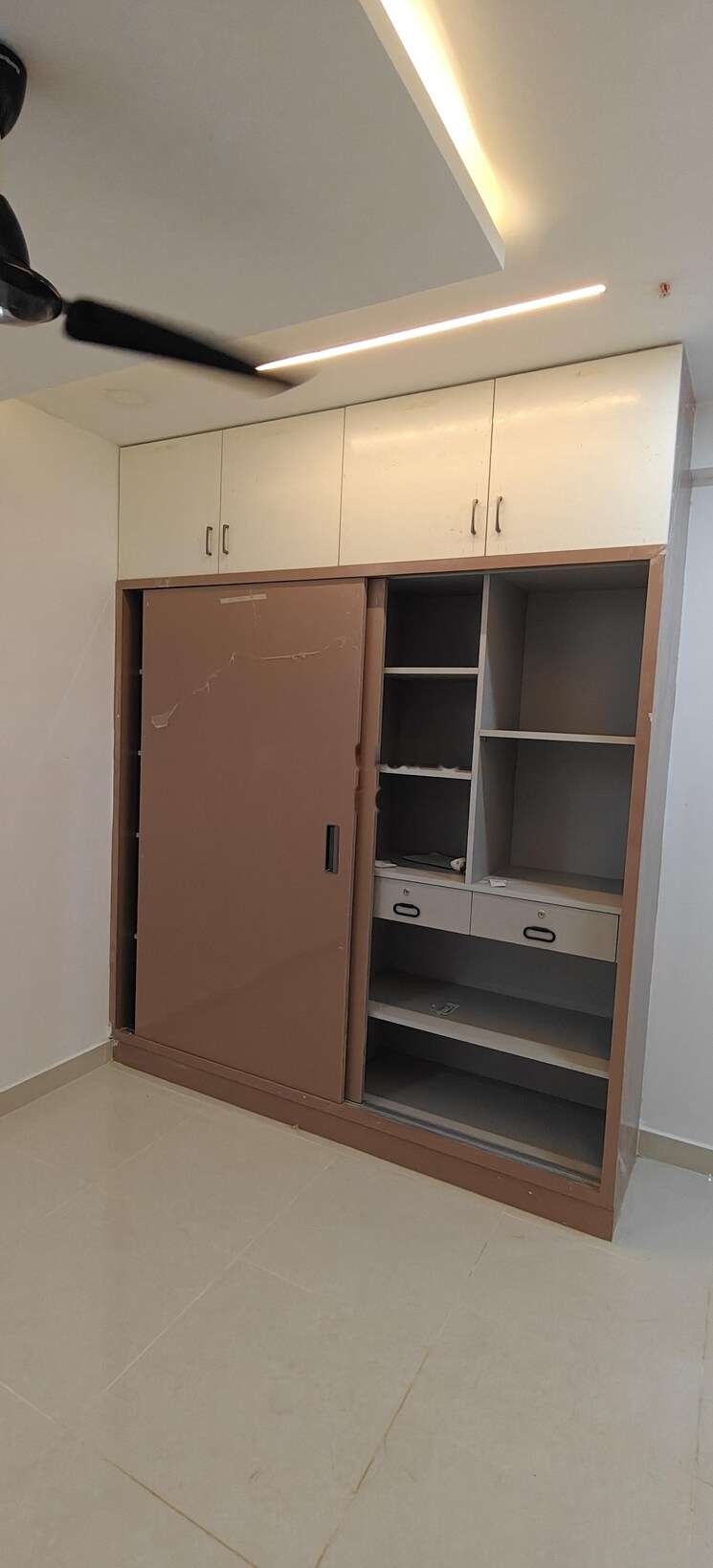 Room, rnp-1 3 Bedroom 1800 Sq.Ft. Apartment In Kondapur Hyderabad 8904653