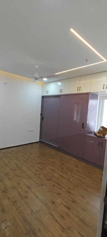Room in 3 BHK Apartment at RNP 1, Kondapur – for Rent