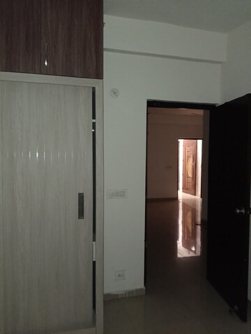 Room in 3 BHK Apartment at JKG Palm Court, Sector 16c Greater Noida – for Rent