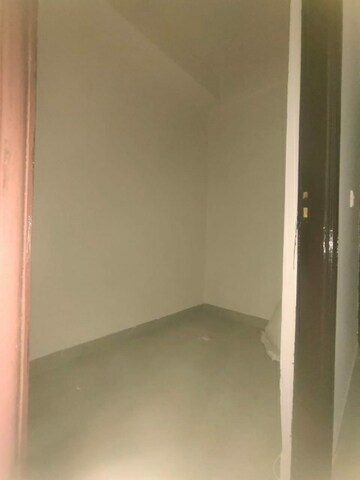 Room in 3 BHK Apartment at Jm Park Sapphire, Ramprastha Greens – for Rent