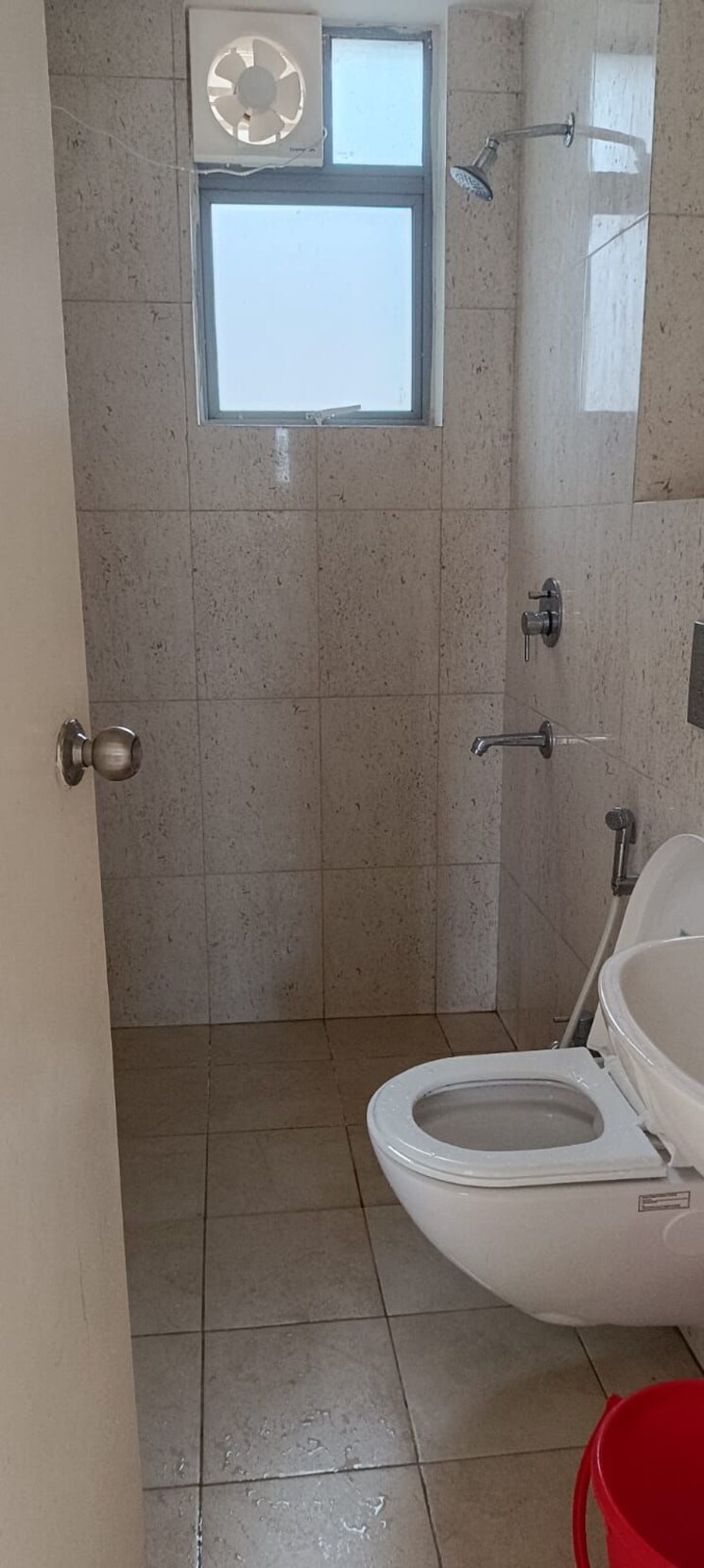 Bathroom, godrej-seven 3 Bedroom 1356 Sq.Ft. Apartment In Joka Kolkata 8904727