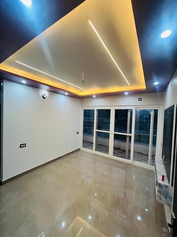 Room in 3 BHK Builder Floor at Gms Road – for Rent