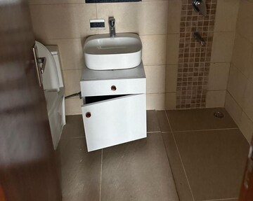 Attached Bathroom in 3 BHK Builder Floor at Sohna Sector 36 – for Rent
