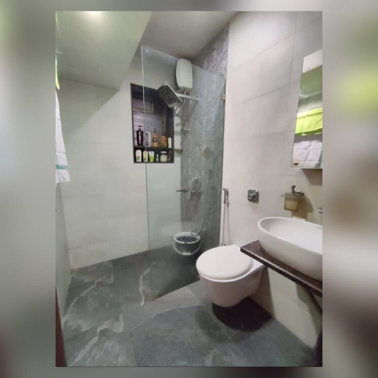 Bathroom, bandra west 1 Bedroom 550 Sq.Ft. Apartment In Bandra West Mumbai 8904740