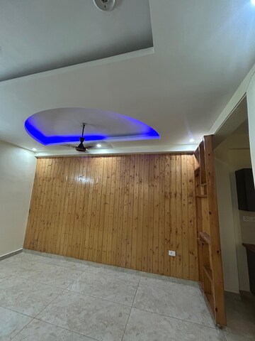 Furnished Amenities in 3 BHK Builder Floor at Gms Road – for Rent