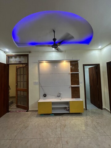 Living Room in 3 BHK Builder Floor at Gms Road – for Rent