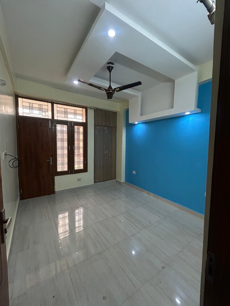Room, gms road 3 Bedroom 1600 Sq.Ft. Builder Floor In Gms Road Dehradun 8904782