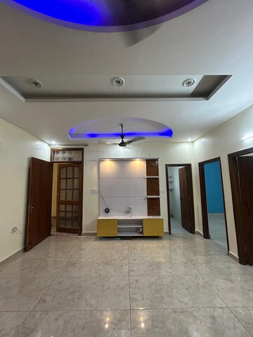 Living Room in 3 BHK Builder Floor at Gms Road – for Rent