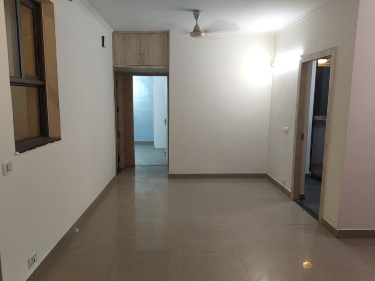 Room, unitech-uniworld-resorts-the-residences 2 Bedroom 1190 Sq.Ft. Apartment In Sector 33 Gurgaon 8904832