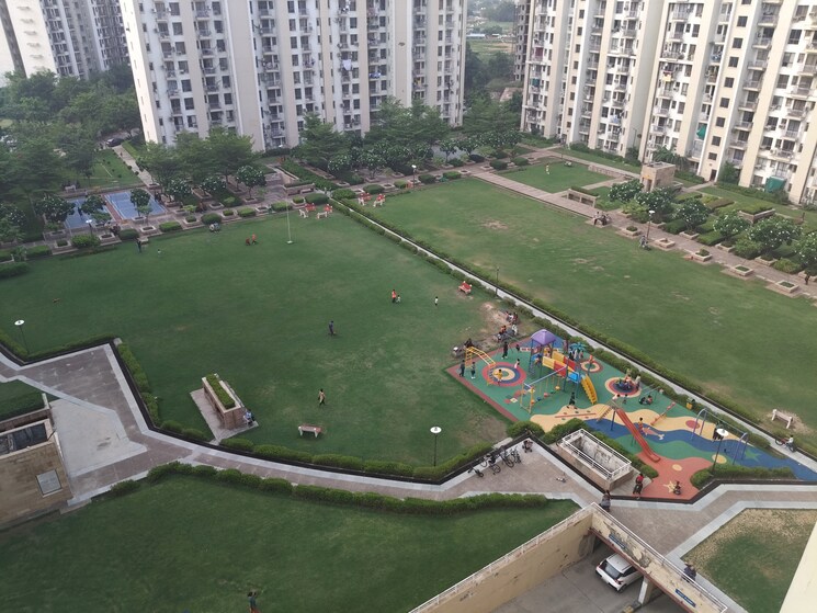 Exterior View, unitech-uniworld-resorts-the-residences 2 Bedroom 1190 Sq.Ft. Apartment In Sector 33 Gurgaon 8904832