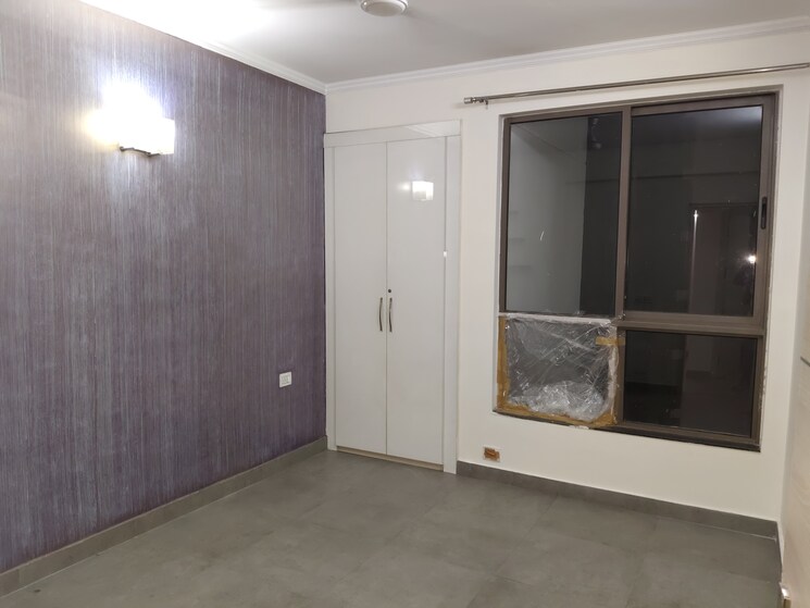 Room, unitech-uniworld-resorts-the-residences 2 Bedroom 1190 Sq.Ft. Apartment In Sector 33 Gurgaon 8904832