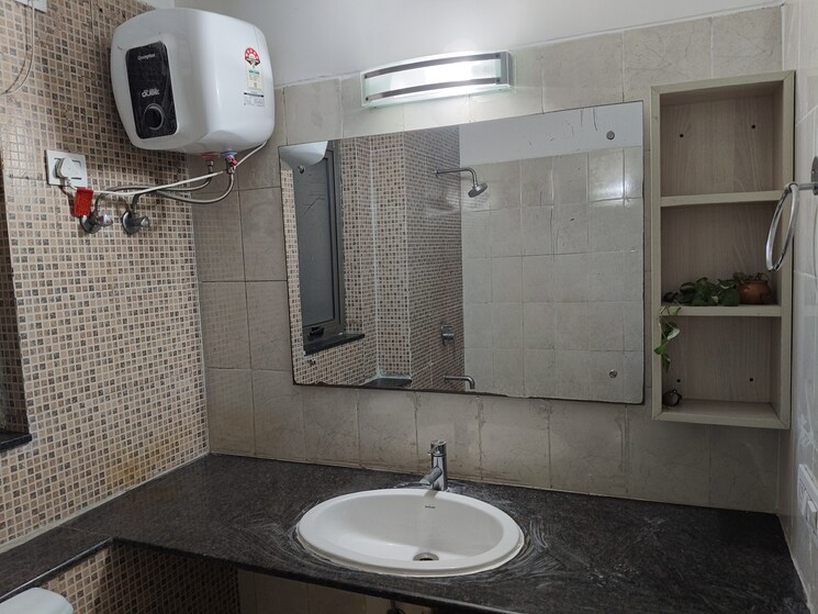 Bathroom, unitech-uniworld-resorts-the-residences 2 Bedroom 1190 Sq.Ft. Apartment In Sector 33 Gurgaon 8904832