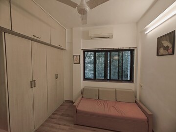 Bedroom in 2 BHK Apartment at Bandra West – for Rent
