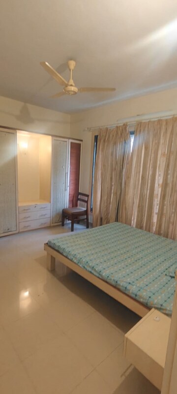 Bedroom in 2 BHK Apartment at Bandra West – for Rent