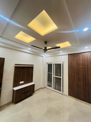 Room in 3 BHK Builder Floor at Gms Road – for Sale