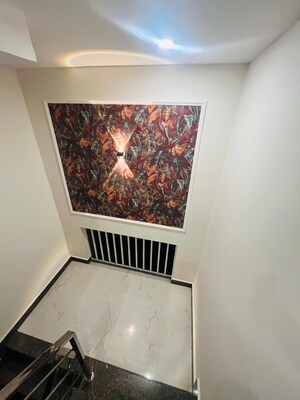 Furnished Amenities in 3 BHK Builder Floor at Gms Road – for Sale