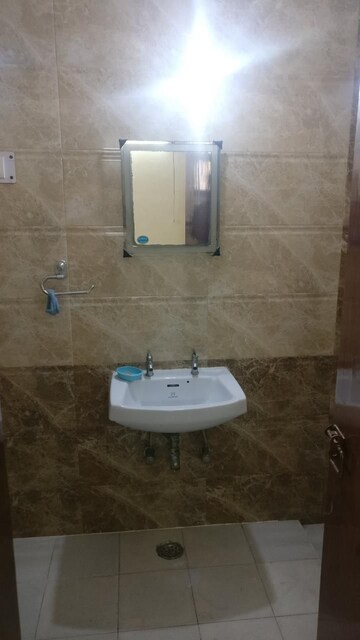 Bathroom in 3 BHK Apartment at Sector 10a – for Rent