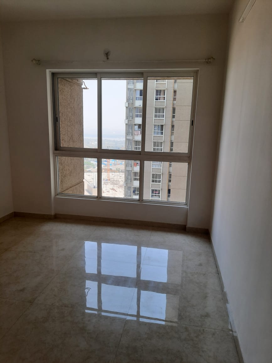 1 BHK + Pooja Room Apartment For Sale in Lodha Amara