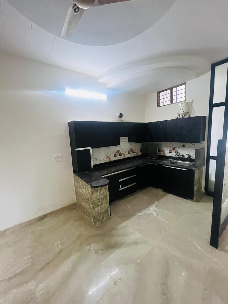 Living Room, gms road 4 Bedroom 150 Sq.Yd. Independent House In Gms Road Dehradun 8904923