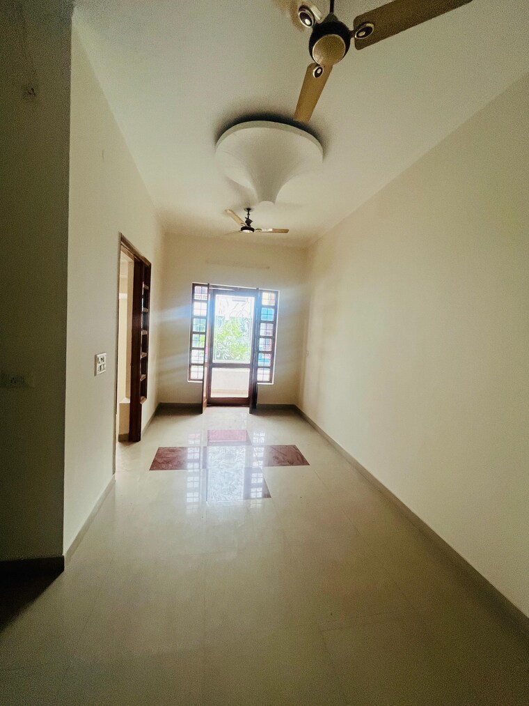 Room, gms road 4 Bedroom 150 Sq.Yd. Independent House In Gms Road Dehradun 8904923