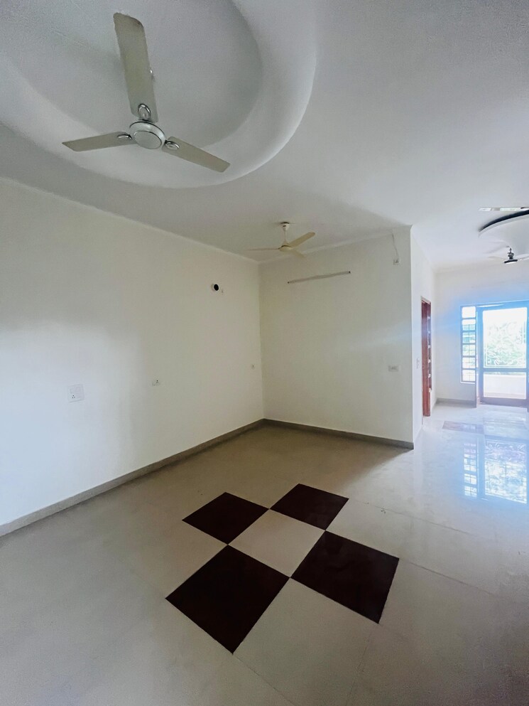 Master Bedroom, gms road 4 Bedroom 150 Sq.Yd. Independent House In Gms Road Dehradun 8904923