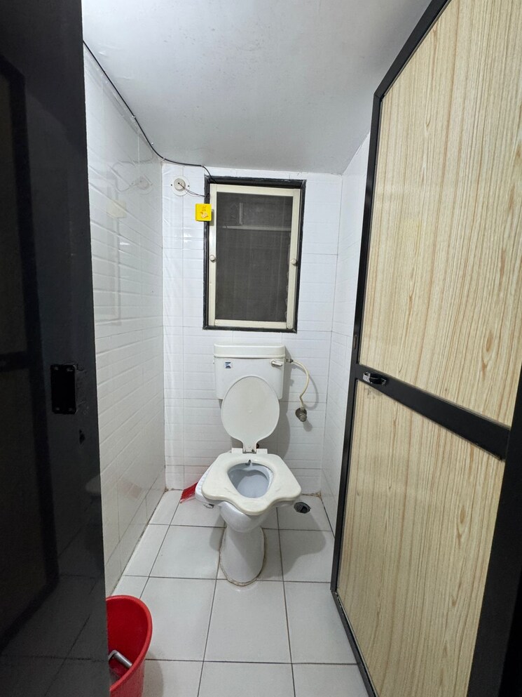 Bathroom, ameya-yashwant-height 3 Bedroom 900 Sq.Ft. Apartment In Nalasopara East Palghar 8904939