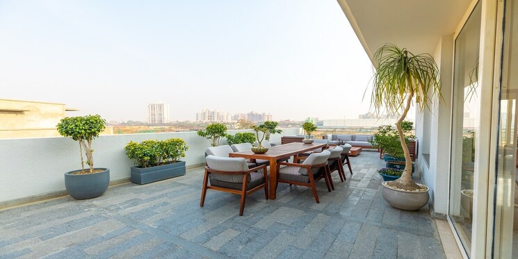 Balcony, godrej-golf-link-villas 4 Bedroom 4690 Sq.Ft. Villa In Sector 27 Yamuna Expressway Greater Noida 8904944