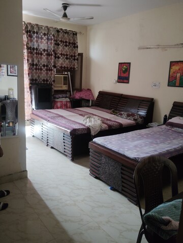 Bedroom in 6+ BHK Independent House at Sector 36 – for Sale