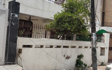 Plot For Sale in Sector 55