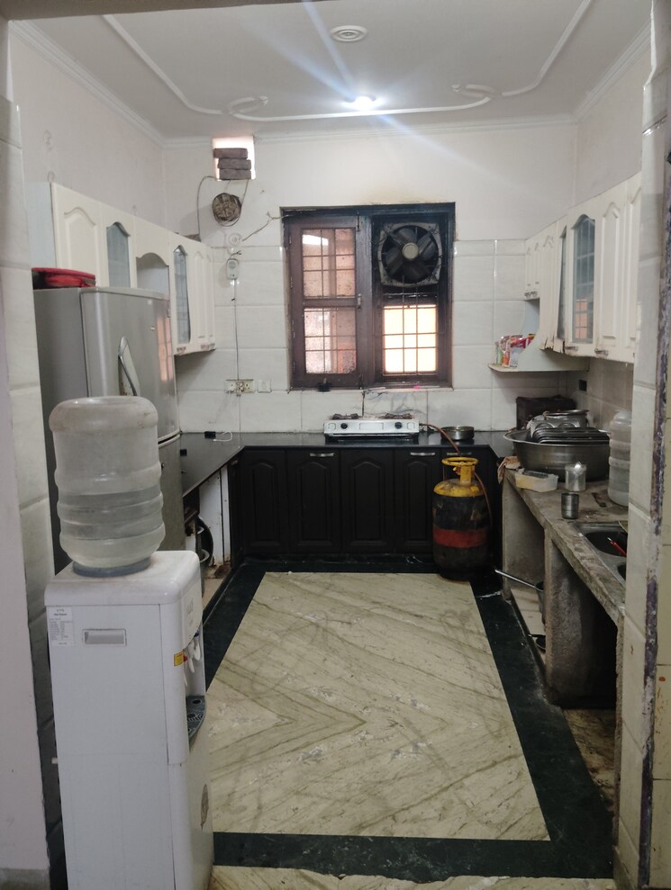 Kitchen, sector 53 6 Bedroom 172 Sq.Mt. Independent House In Sector 53 Noida 8904975