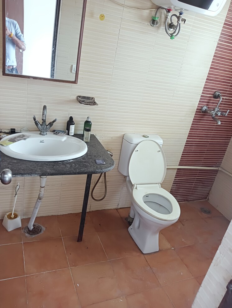 Master Bedroom, gardenia-grace 2 Bedroom 1150 Sq.Ft. Apartment In Sector 61 Noida 8904994