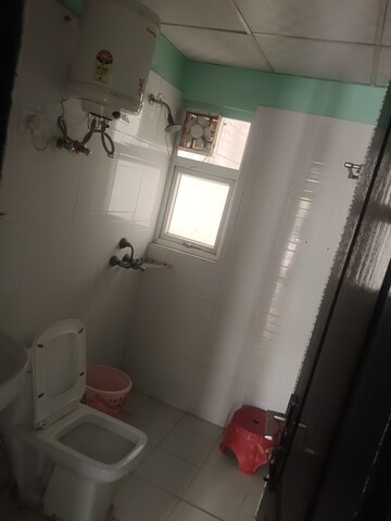 Bathroom in 3 BHK Apartment at Aims Golf Avenue II, Sector 75 – for Rent