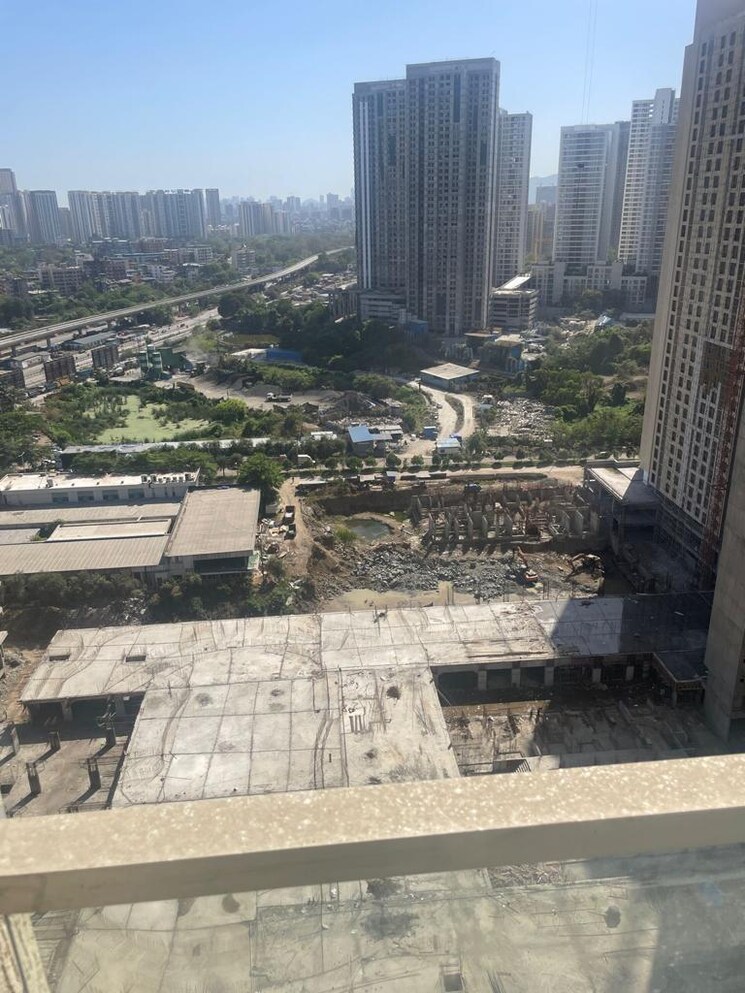 Exterior View, dosti-west-county-phase-4-dosti-pine 1.5 Bedroom 558 Sq.Ft. Apartment In Balkum Pada Thane 8904973