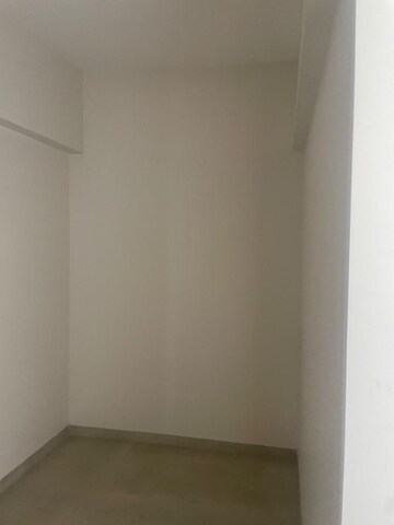 Room in 1.5 BHK Apartment at Dosti West County Phase 4 Dosti Pine, Balkum Pada – for Sale