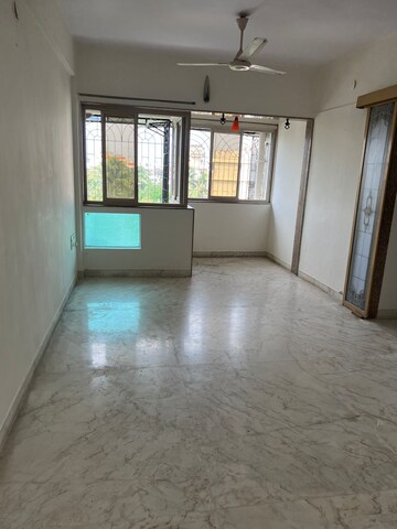 2 BHK Apartment For Rent in Juhu Sun N Sea CHS, Juhu