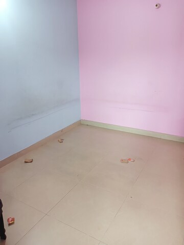 2 BHK Apartment For Rent in Purvanchal Panchahuli, Sector 61