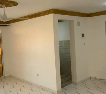 Room in 2 BHK Apartment at Redwoods CHS, Mulund West – for Sale
