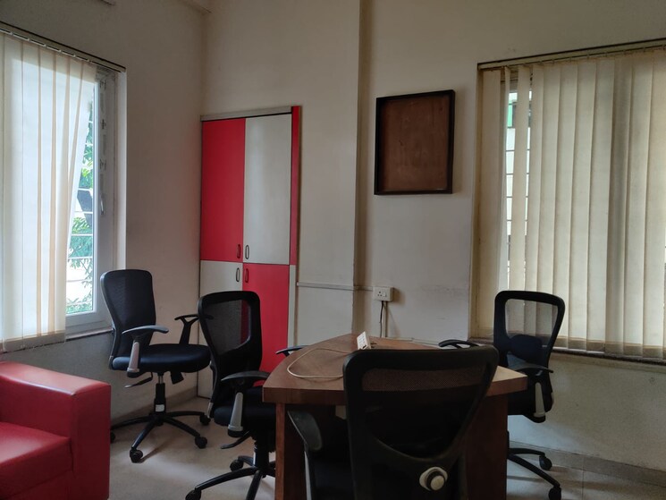Team Area, senapati bapat road Commercial Office Space 1500 Sq.Ft. In Senapati Bapat Road Pune 8905065