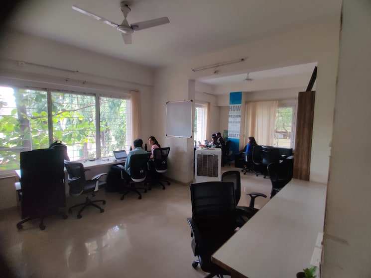 Team Area, senapati bapat road Commercial Office Space 1500 Sq.Ft. In Senapati Bapat Road Pune 8905065