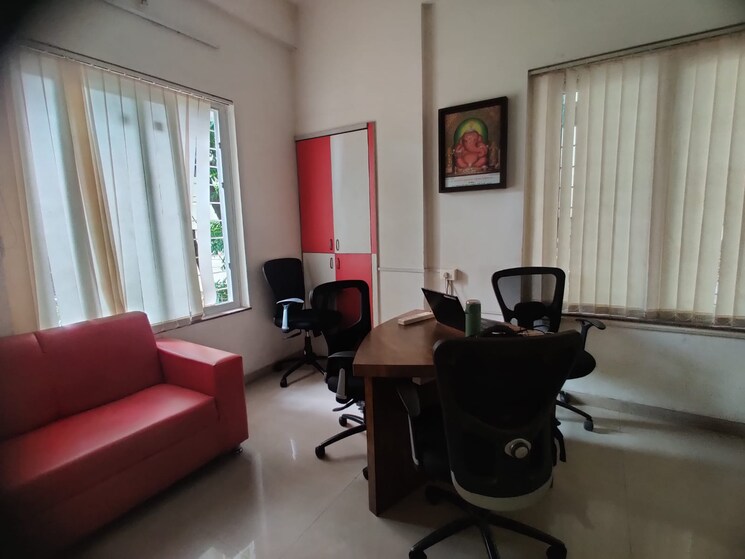 Team Area, senapati bapat road Commercial Office Space 1500 Sq.Ft. In Senapati Bapat Road Pune 8905065