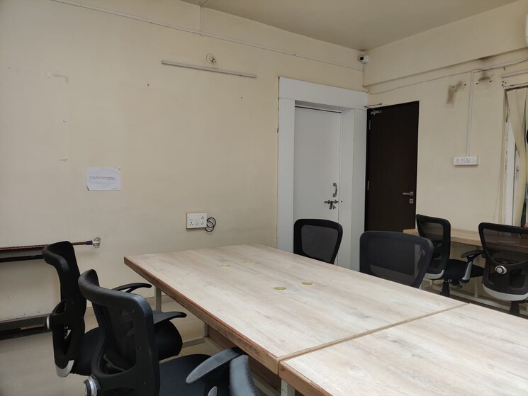 Team Area, senapati bapat road Commercial Office Space 1500 Sq.Ft. In Senapati Bapat Road Pune 8905065