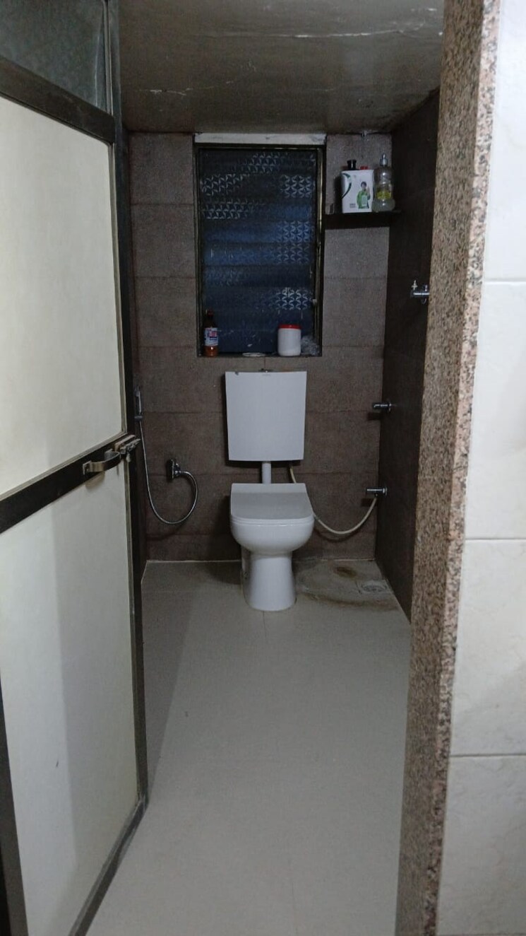 Bathroom, jai-shiv-shrishti 2 Bedroom 750 Sq.Ft. Builder Floor In Ambernath Thane 8905082