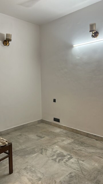 Room in 2 BHK Builder Floor at East Of Kailash – for Rent
