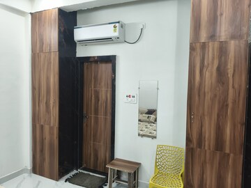 Furnished Amenities in  Pg at Ansal Golf Link I, Omega I Greater Noida – for Rent