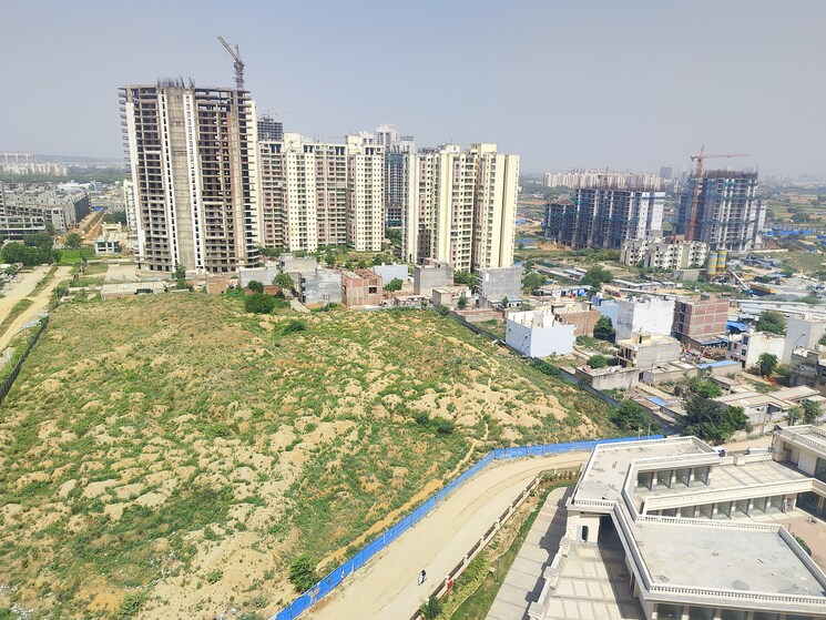 Exterior View, signature-global-golf-greens 3 Bedroom 740 Sq.Ft. Apartment In Sector 79 Gurgaon 8905090