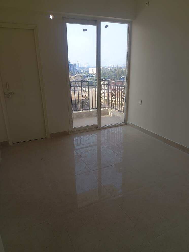 Room, signature-global-solera-2 3 Bedroom 640 Sq.Ft. Apartment In Sector 107 Gurgaon 8905123