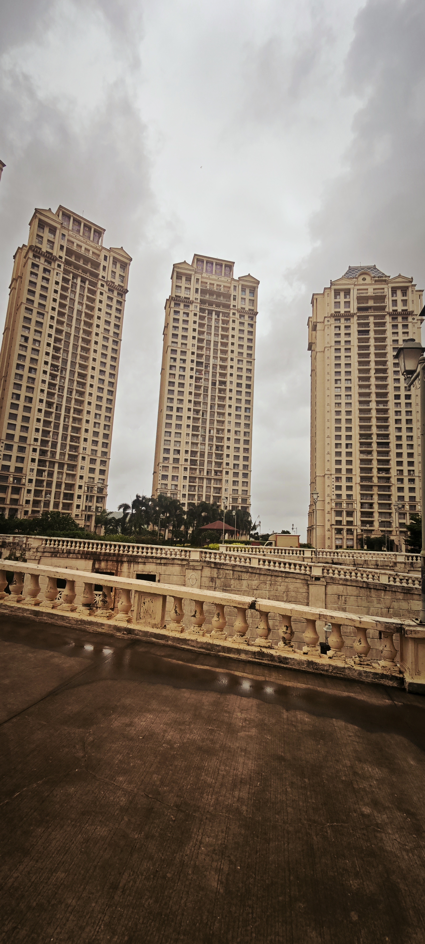 3 BHK Apartment For Rent in Hiranandani Fortune City