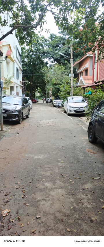 Parking in 6+ BHK Independent House at Sahakara Nagar – for Sale